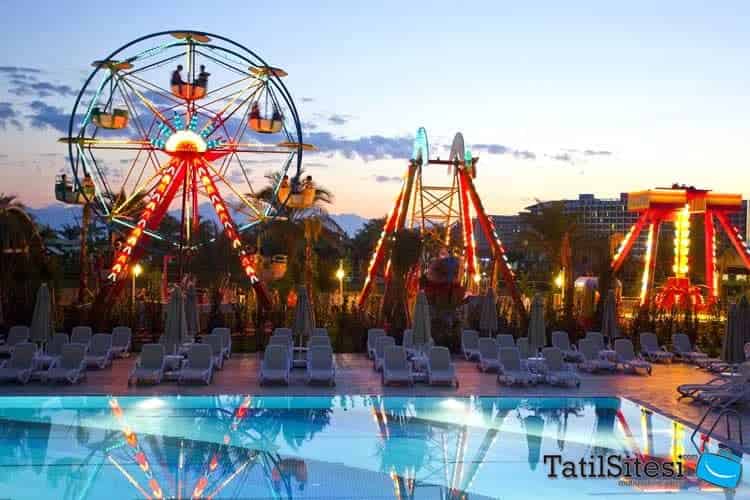 Royal Holiday Palace